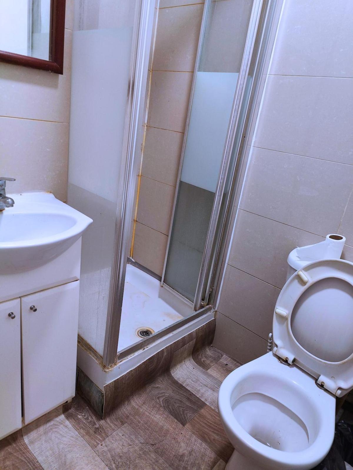 R13 Double Great Area Londra