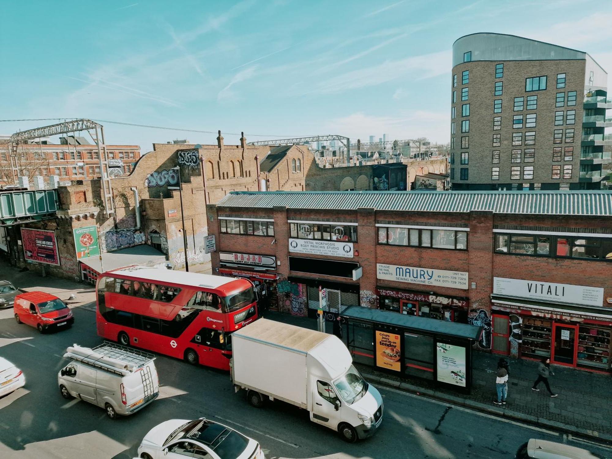 R13 Double Great Area * Londra
